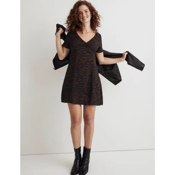 Madewell V Neck Abstract Animal Short Sleeve Mini Dress US Women's 2 New - Picture 1 of 6